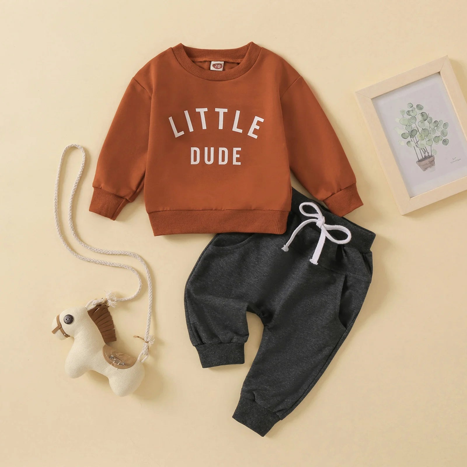 Adorable Baby Boy Outfit Set: Cozy Long Sleeve Pullover & Jogger Pants for Fall/Winter - Perfect for 12-18 Months!