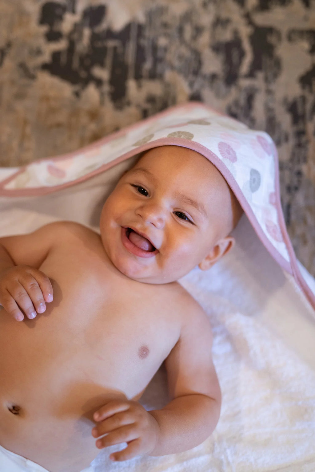 Delightful Baby Hooded Towel Bath Set - Pack of 2 in Adorable Pink Shells